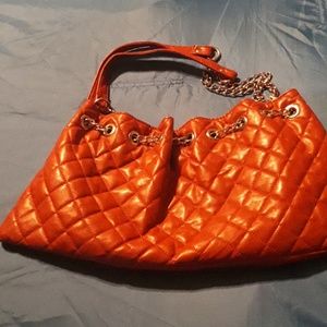 Light weight light burgundy chain purse